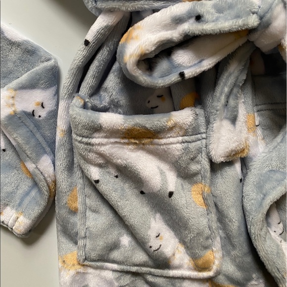 Daydream by Berkshire Home Cozy Hooded Robe - Picture 3 of 9